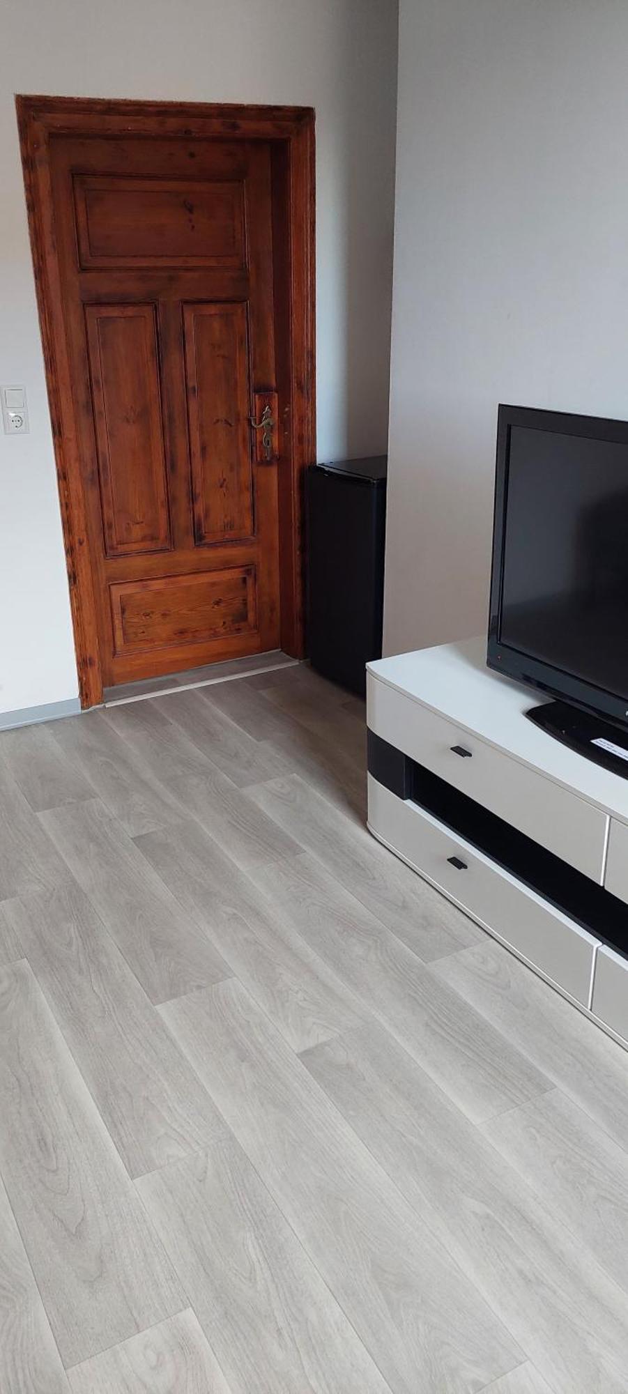 Zu Hause Auf Zeit Bei Marion Apartment Bobbau Bagian luar foto
